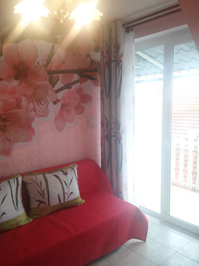 Valloris Apartment